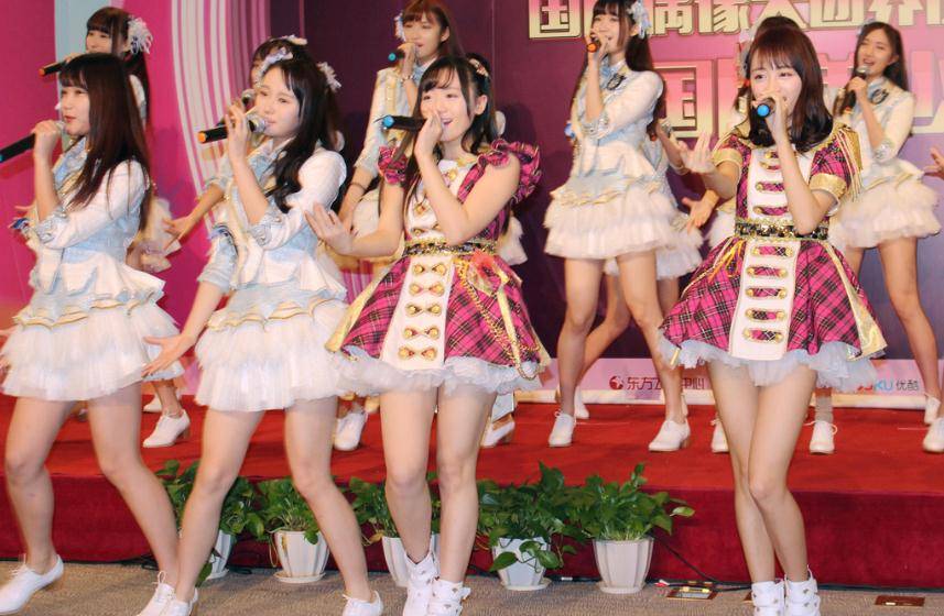 同样是偶像养成，为什么SNH48没有TFBOYS那样火