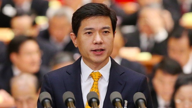 李彦宏今年“两会”提案：尽快制定无人驾驶法律法规，并提高民航准点率