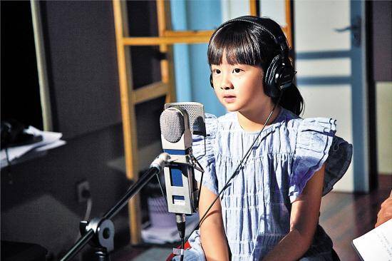 一集剧几百元、广告不过万，配音演员还能通过新媒体变现吗？
