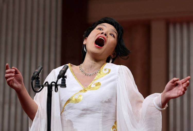 “神曲”年代，“忐忑”了谁？