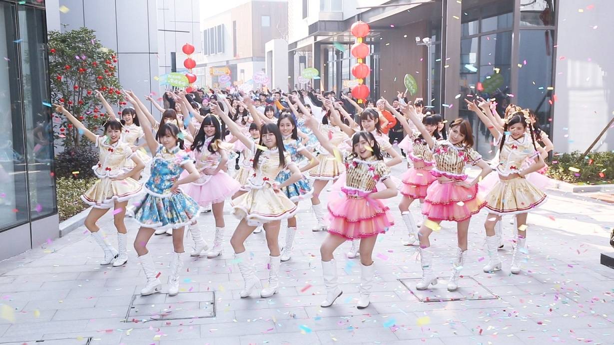华人文化入股SNH48的公司丝芭传媒，传统的艺人经纪服务又火了？